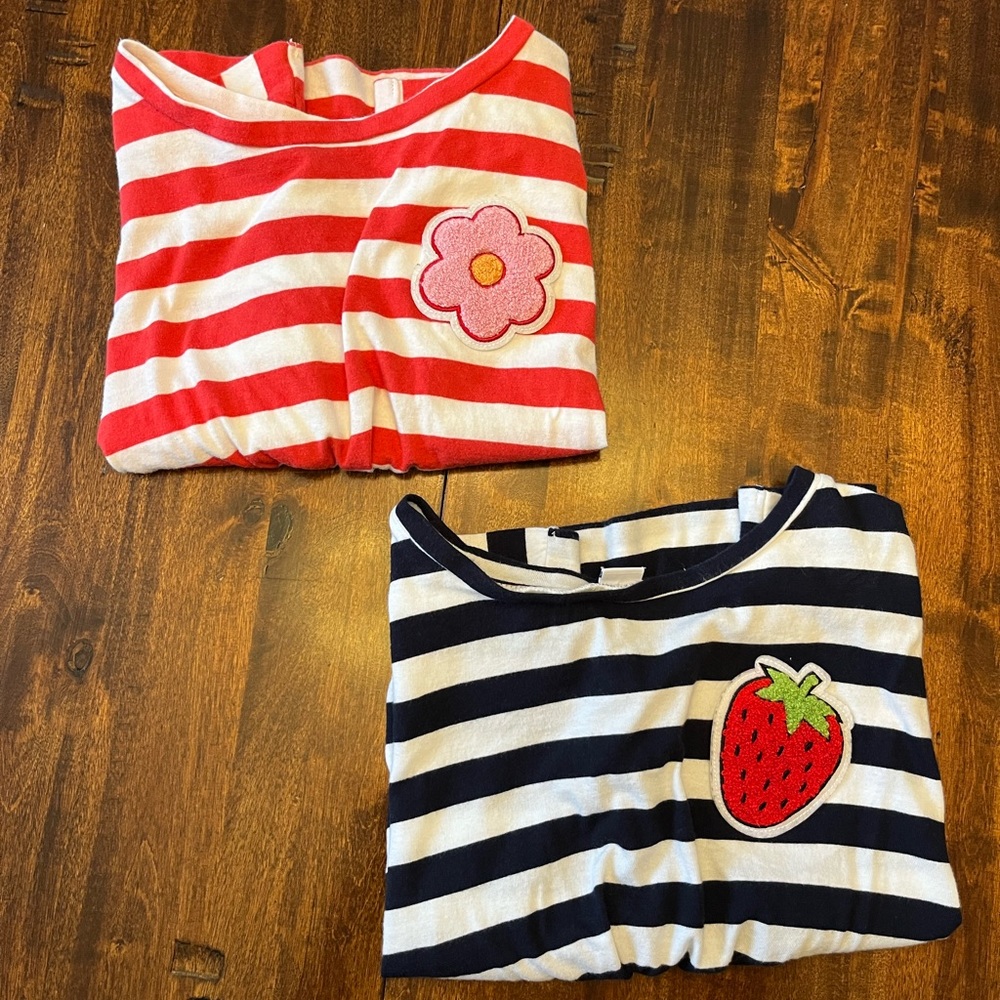 Old Navy Red and Navy Crop Tops